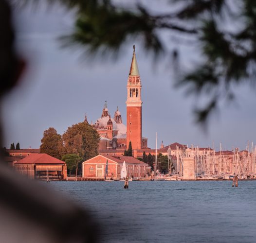 Veleziana 2025 Weekend all’Hotel Indigo Venice Sant’Elena — Veneto Secrets
