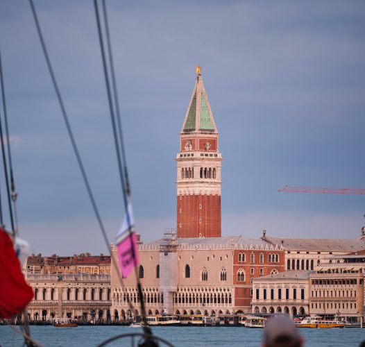 Veleziana 2025 Weekend all’Hotel Indigo Venice Sant’Elena — Veneto Secrets